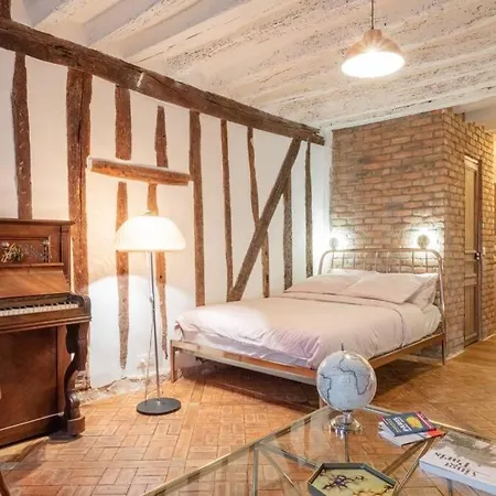 Apartment Luxury Countryside House Heart Of Historic Marais Paris
