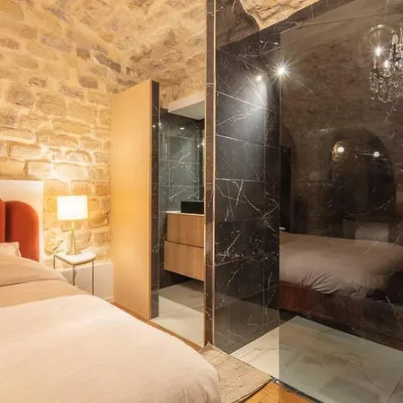 Apartment Luxury Countryside House Heart Of Historic Marais *